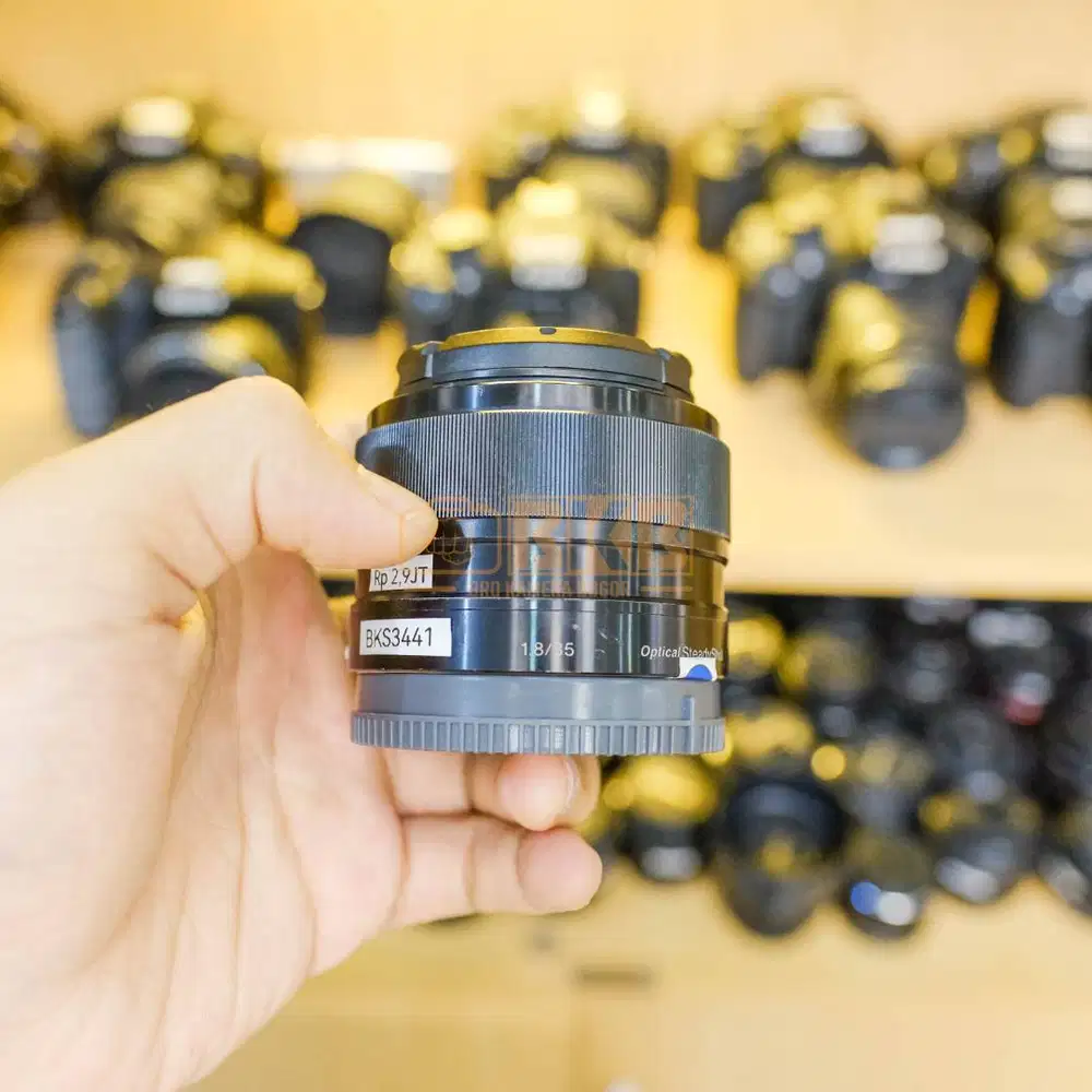 Lensa Sony 35mm 1.8 OSS No Box