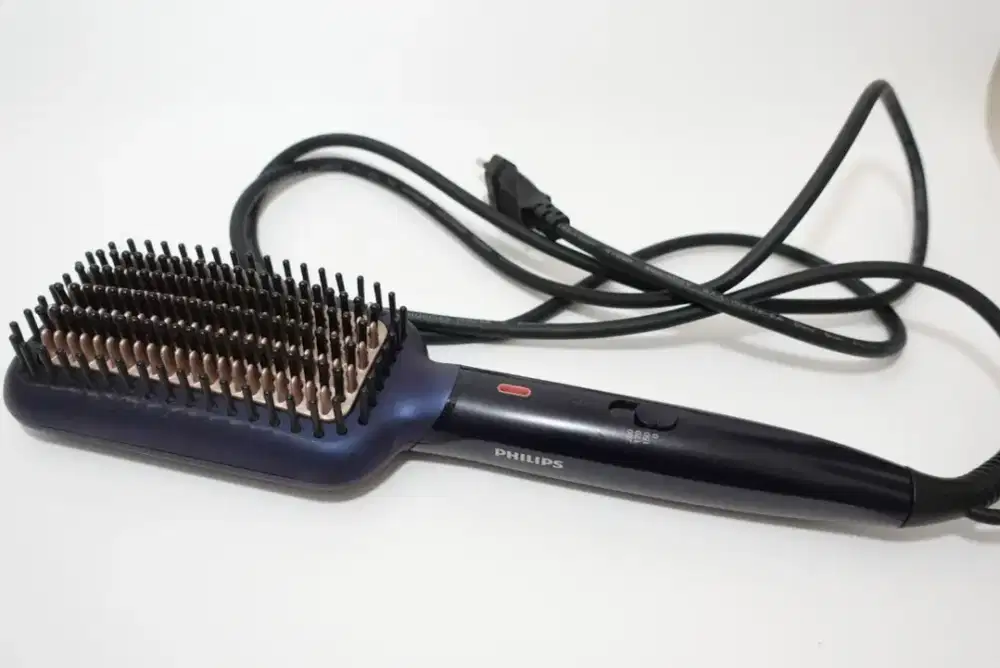 Philips Heated Brush 5000. Sisir Catok, pake argan oil. (Used)