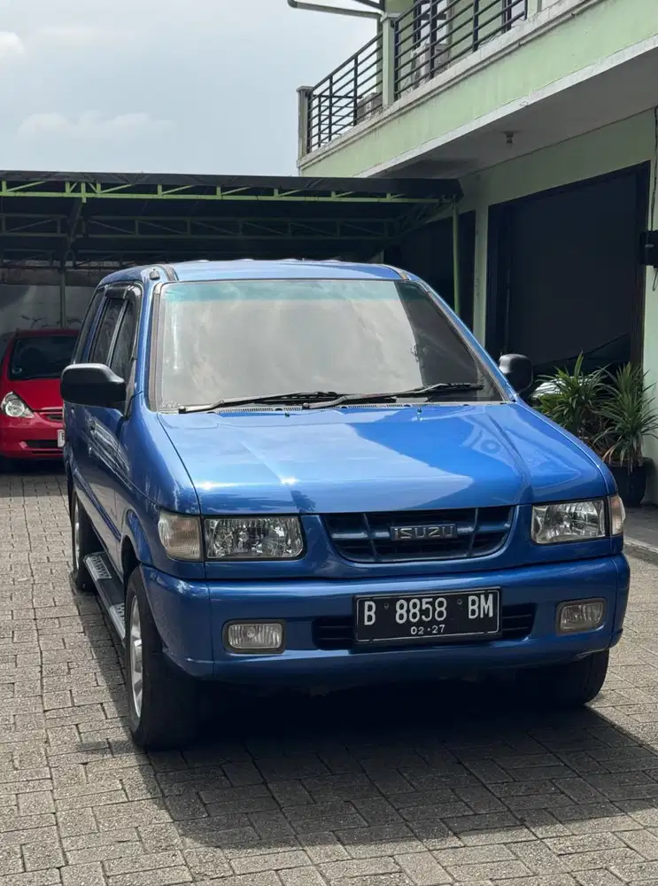 Jual Cash Isuzu Panther LS Turbo Matic 2002