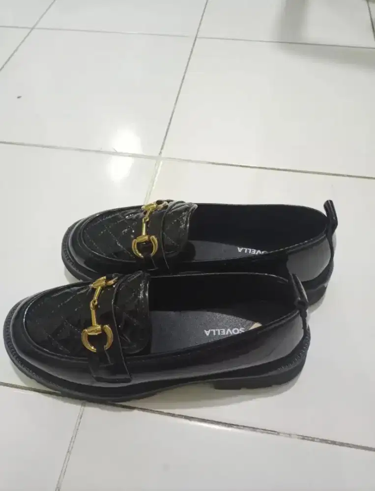 Sepatu Loafers Trend