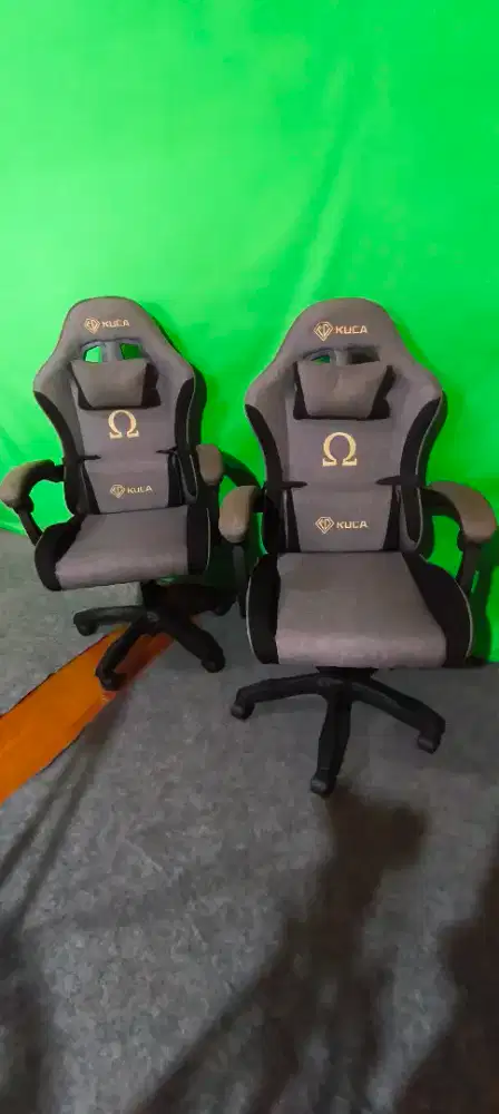 KURSI GAMING/KOMPUTER (2 kursi)