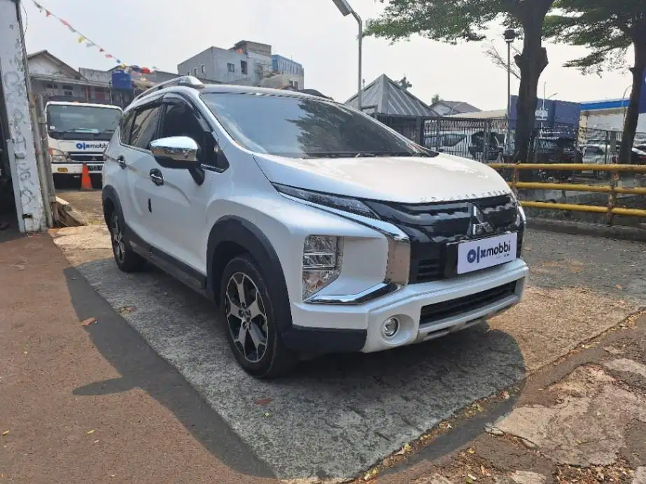 DP Murah Mitsubishi Xpander Like New 1.5 Cross Bensin-AT 2022