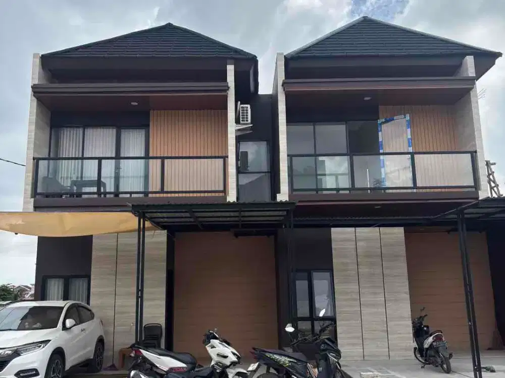 Rumah 2 lantai dijual di jalan batua raya 12 A dekat mall panakukkang