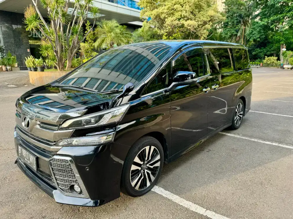 Toyota Vellfire ZG 2015 mint condition