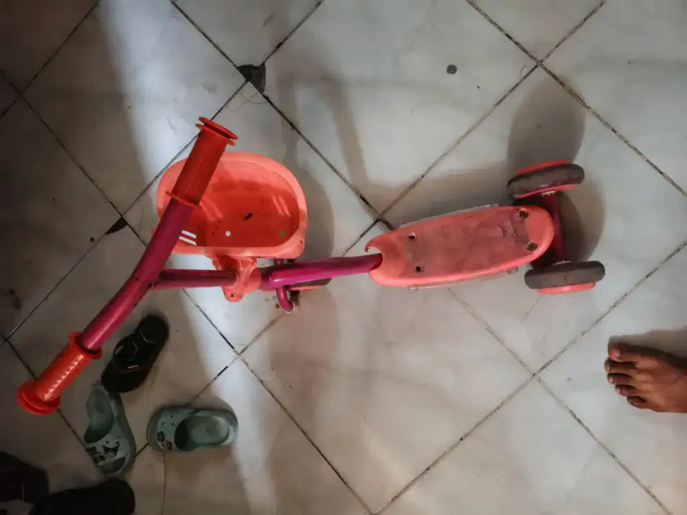 Scooter anak minus stang nya mereng