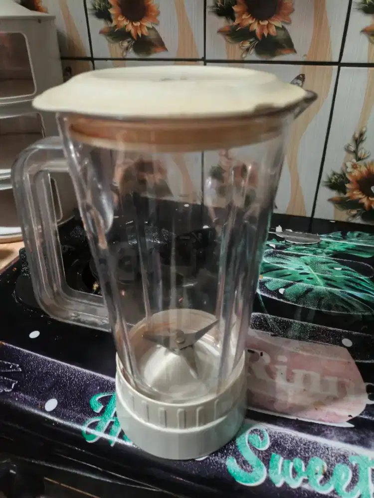 Tempat blender Miyako,