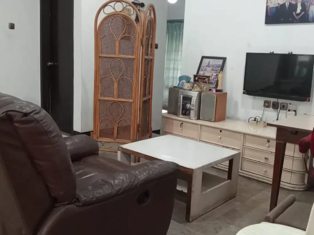 Dijual Rumah Nyaman aman Siap Huni Lokasi di Kopo Permai 3 Bandung