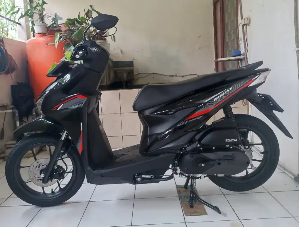 Honda beat CBS tahun 2025/2026 km 2000 plat Bekasi kota