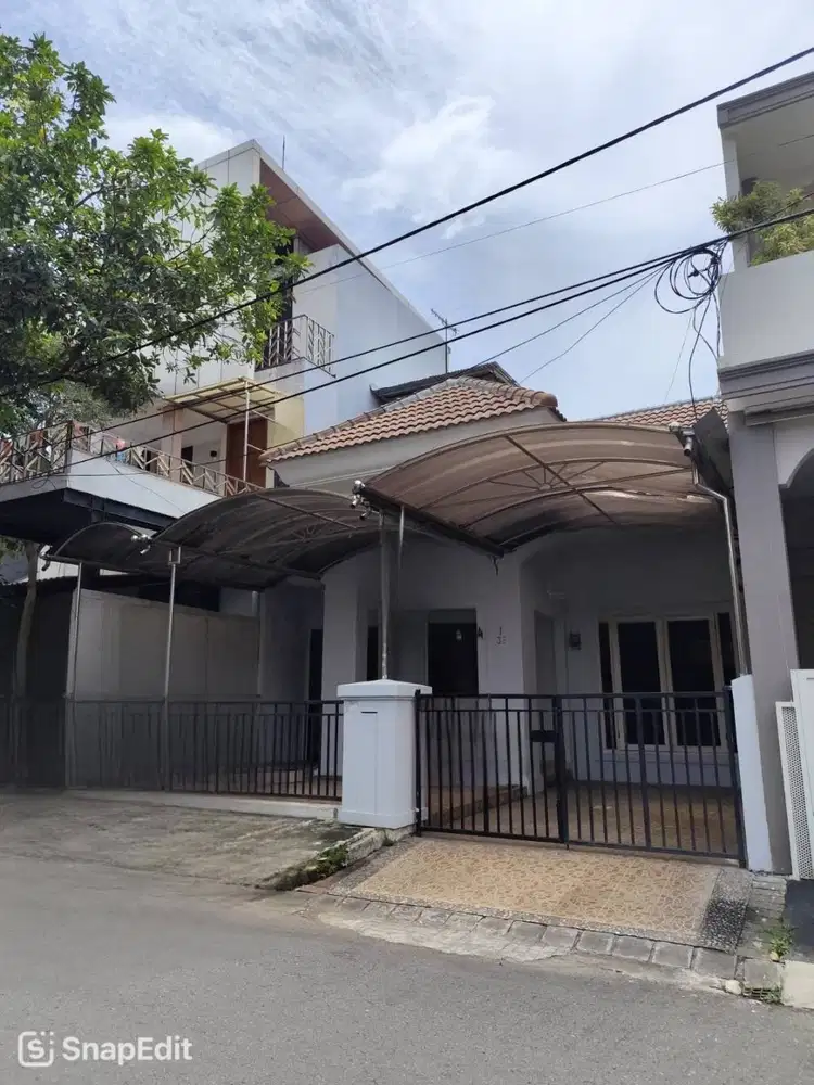 DIJUAL RUMAH 2 LANTAI PANTAI MENTARI ROW JALAN 4 1,5 LANTAI