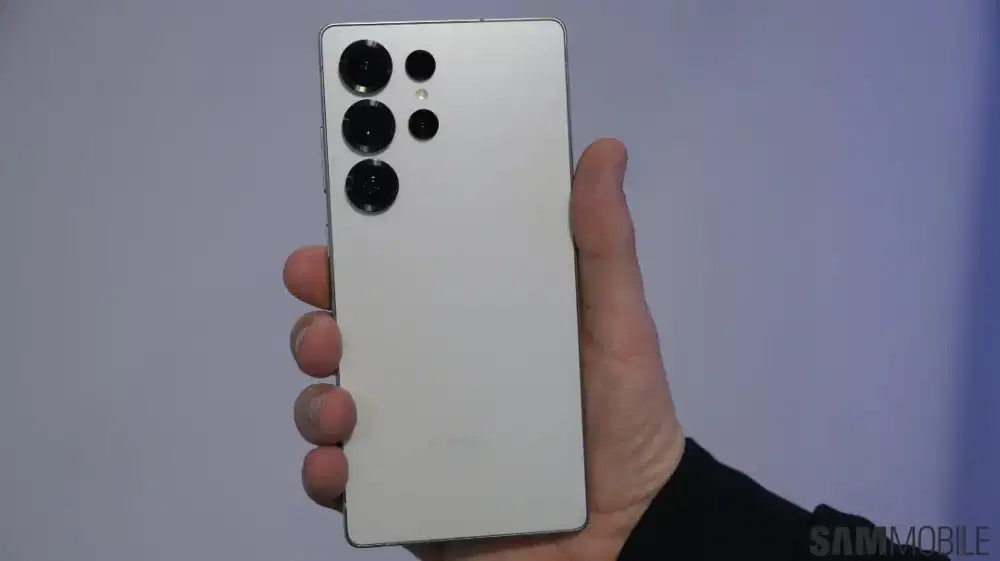 Yuk yuk S25 ultranya kak lagi banyak promo menarik