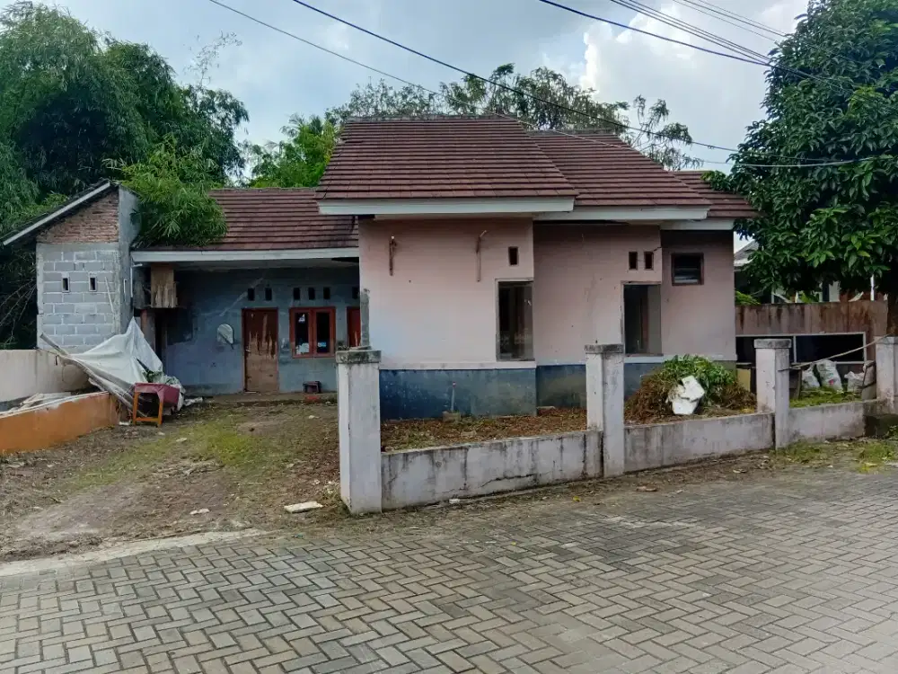 Rumah Di claster Gedong kaloran ciracas