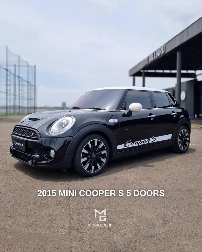 GOOD CONDITION - 2015 MINI COOPER S 5 DOORS BLACK ON BLACK