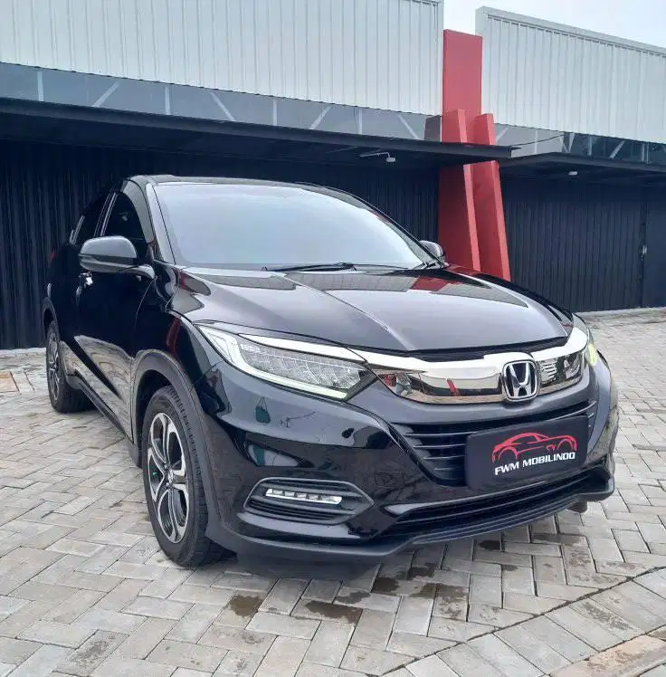 honda hrv SE 1.5  matic 2022 hitam
