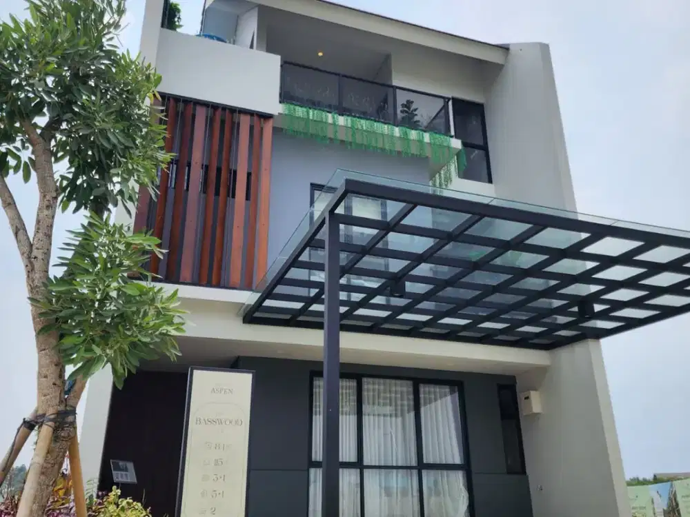 Griya Idola Residence Rumah 3 lantai harga 1 Man Free PPn