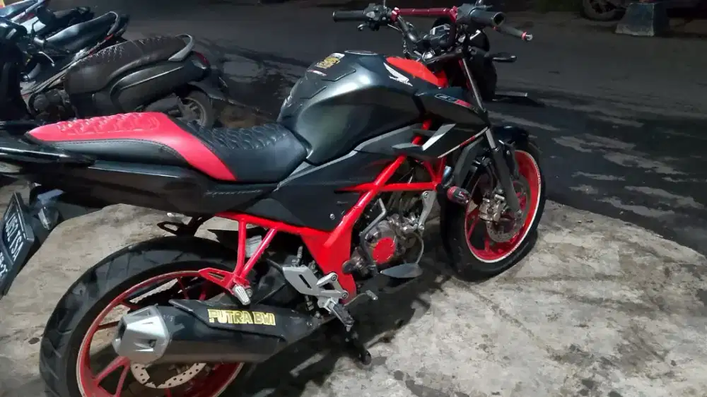 Honda CB 150R tahun 2017