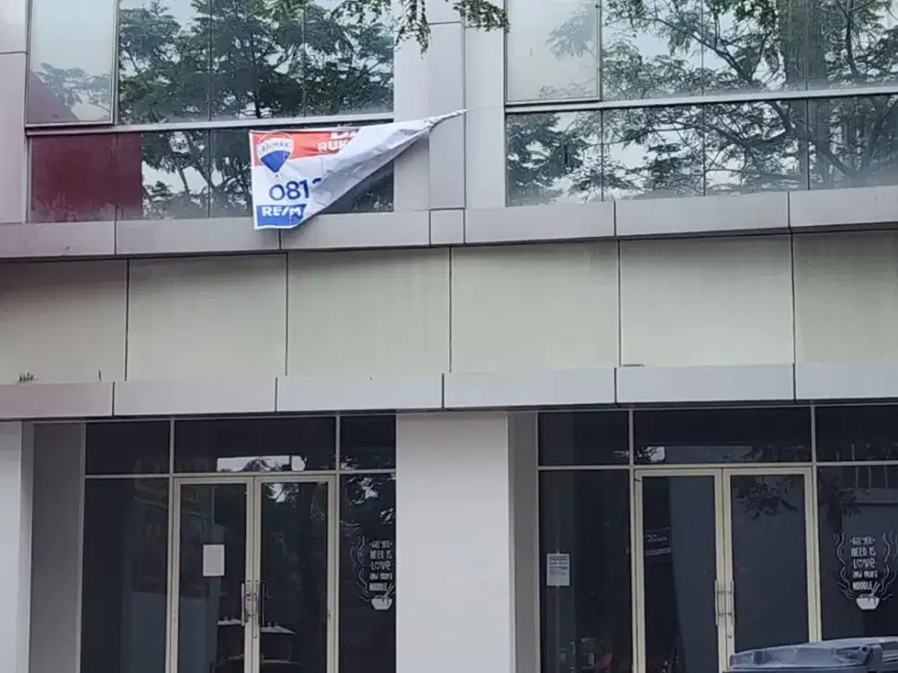 Disewa Ruko Gandeng PIK Golf Island Kawasan Ramai , cocok untuk office , showroom , resto Jakut