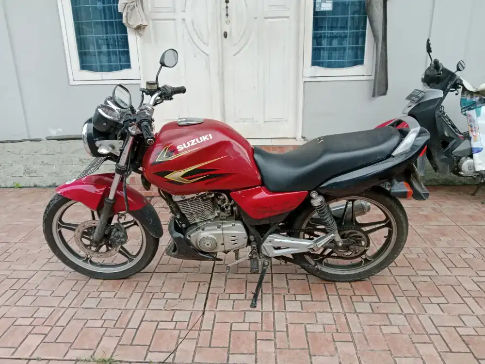 Suzuki Thunder 2011 Lengkap