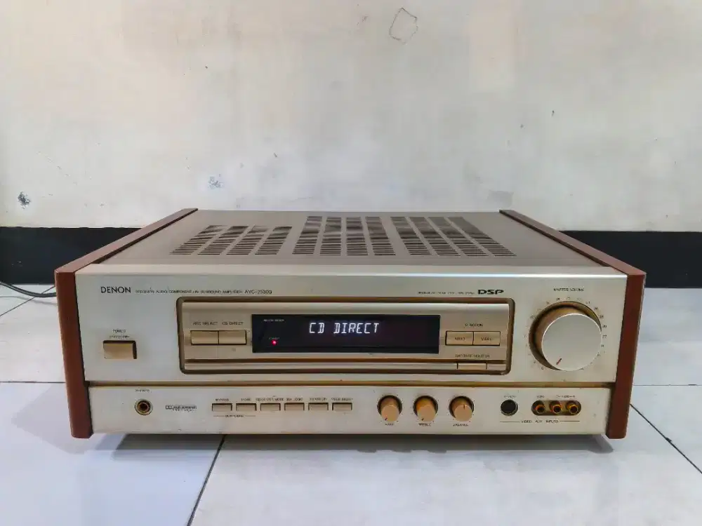 Amplifier Denon 2530G
