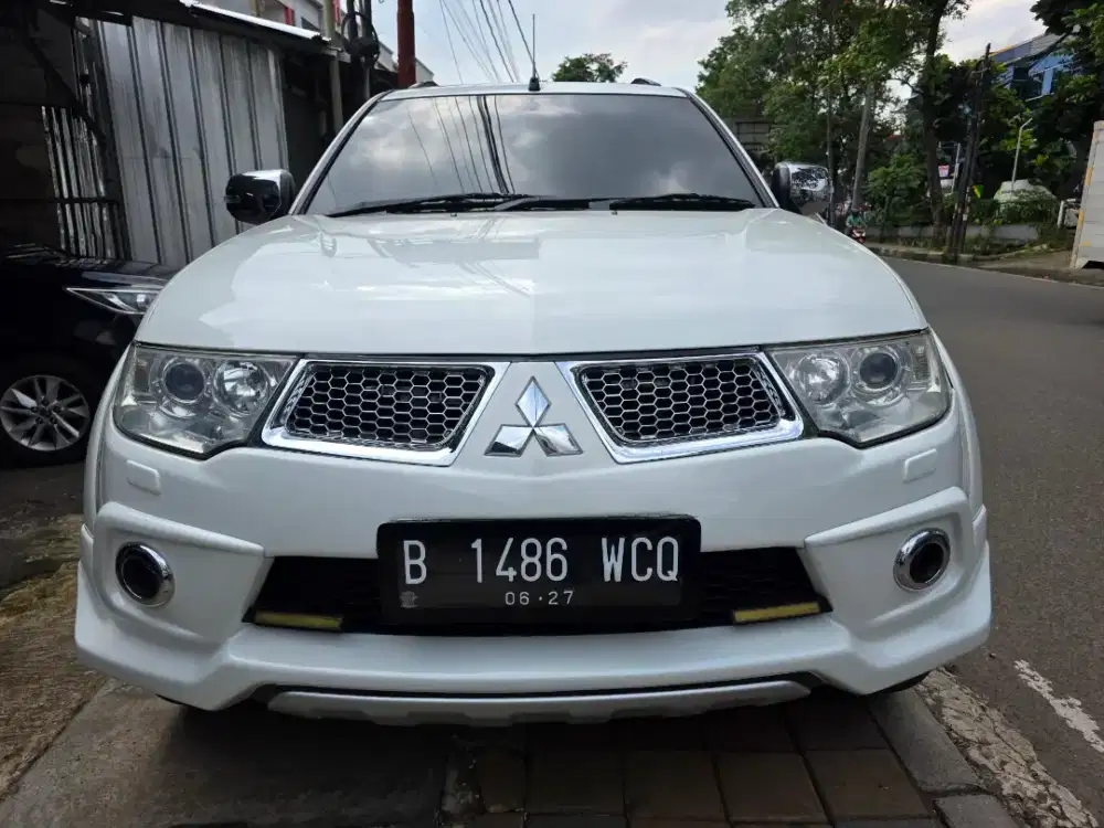 PAJERO DAKAR LIMITED AT 2013