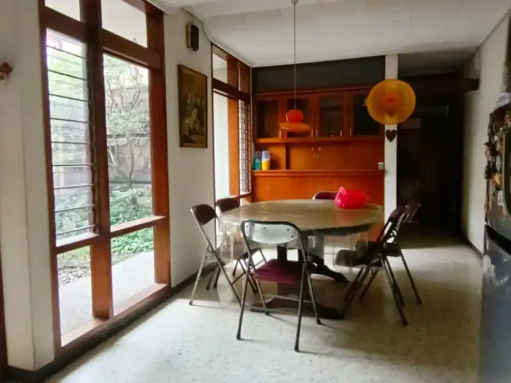 Termurah! Rumah Untuk Tempat Usaha di Sayap Riau Bandung