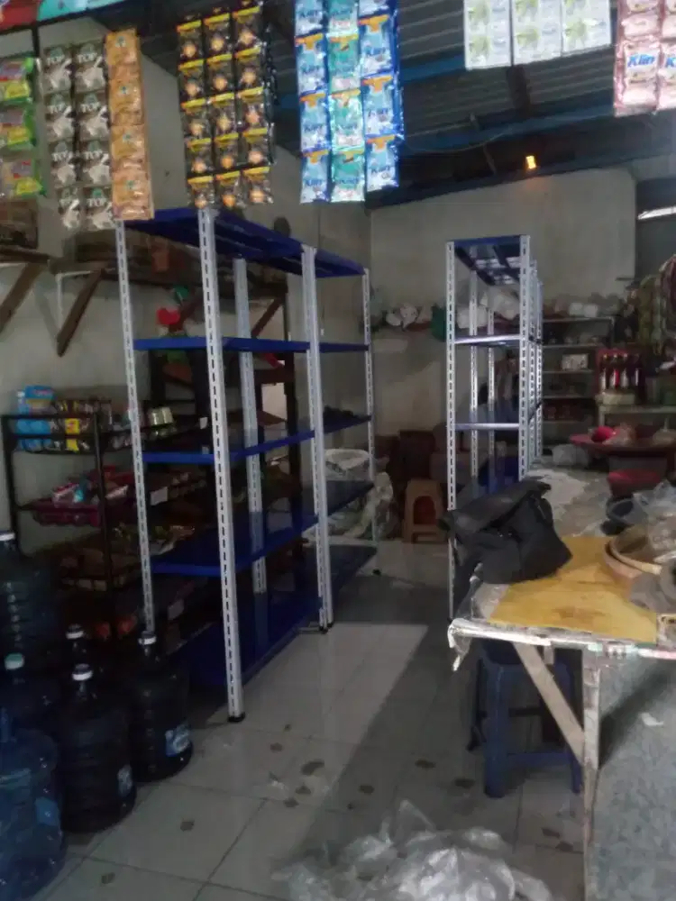Rak besi rak siku lubang rak gudang