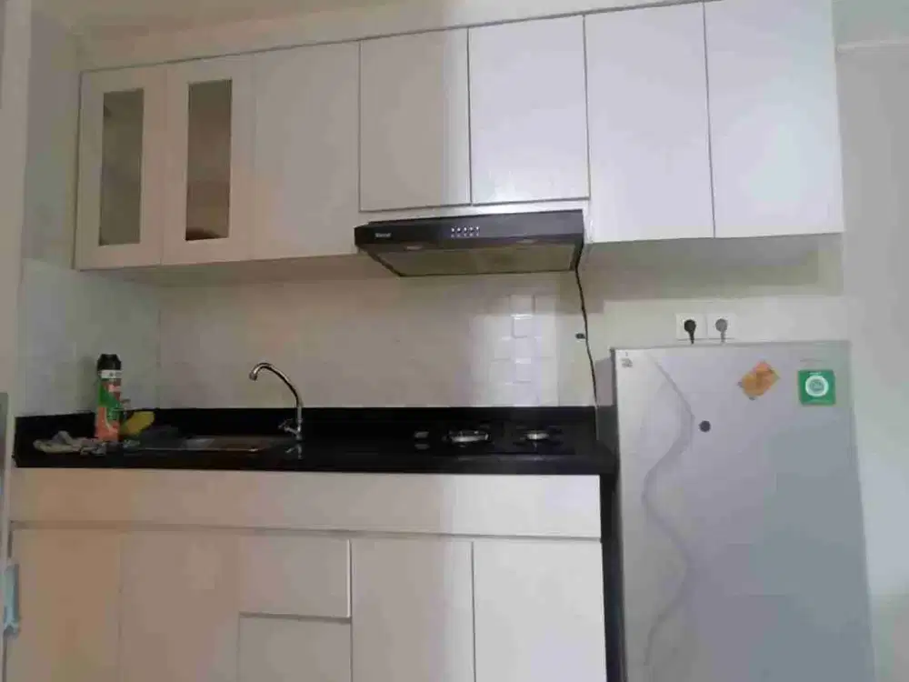sewa studio full furnished apartment springlake Summarecon Bekasi utara.
