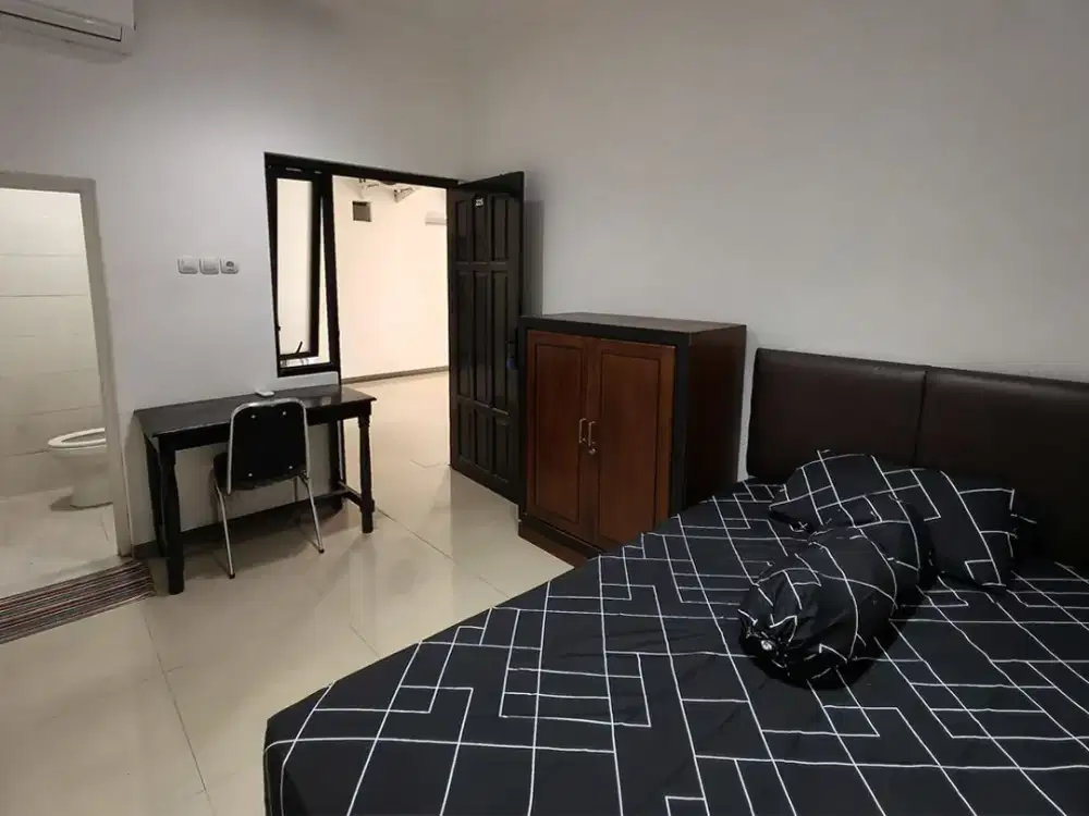 Kost di Pedurungan Kota Semarang Kamar Mandi Dalam AC Wifi Fasilitas Lengkap