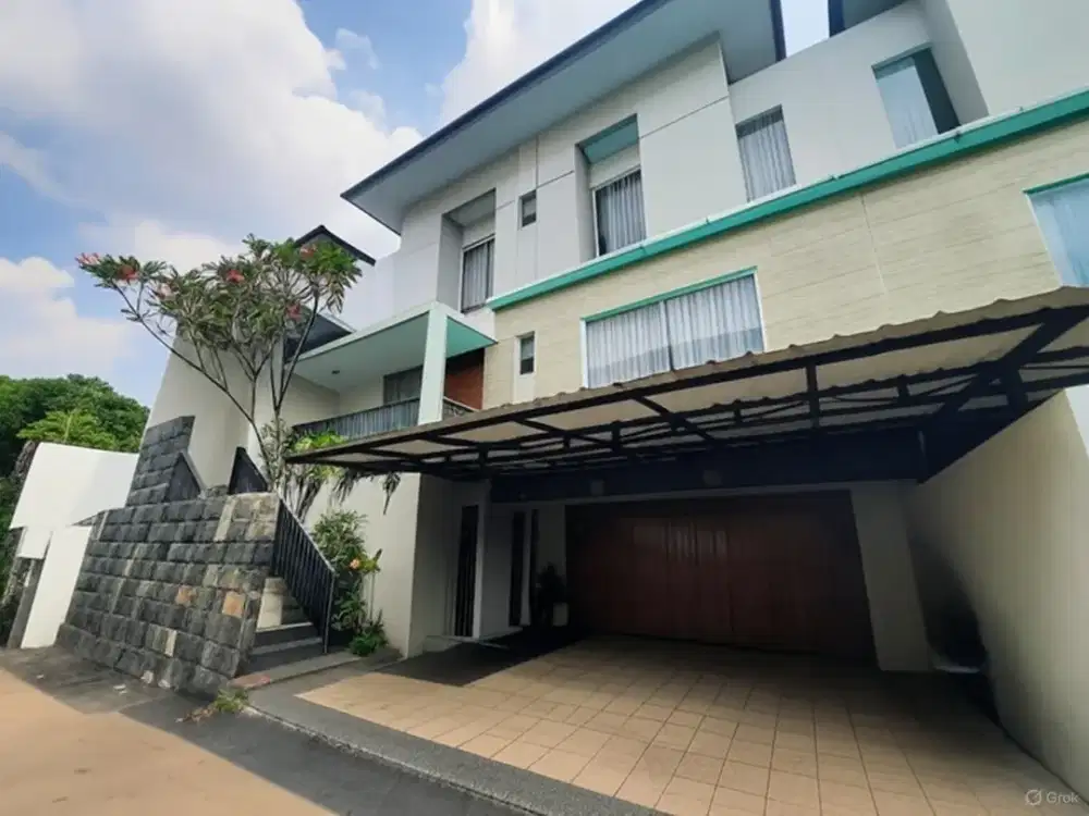 Rumah Bagus 3 Lantai di Tanjung Barat. SHM - Unfurnished