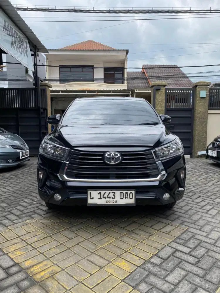 Innova Reborn 2.4 G AT 2023 Hitam