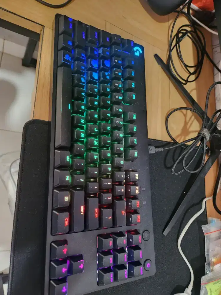 GRATIS dul Keyboard TKL Logitech G Pro blue switch