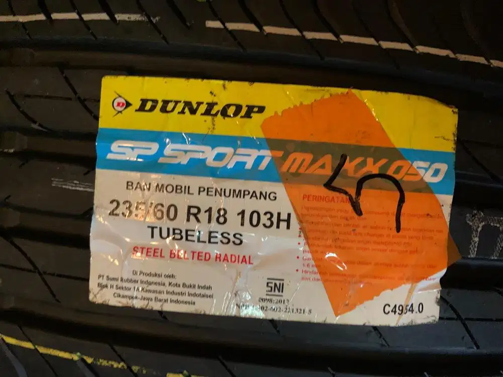 Ban Dunlop Sportmaxx 235/60/R18 baru