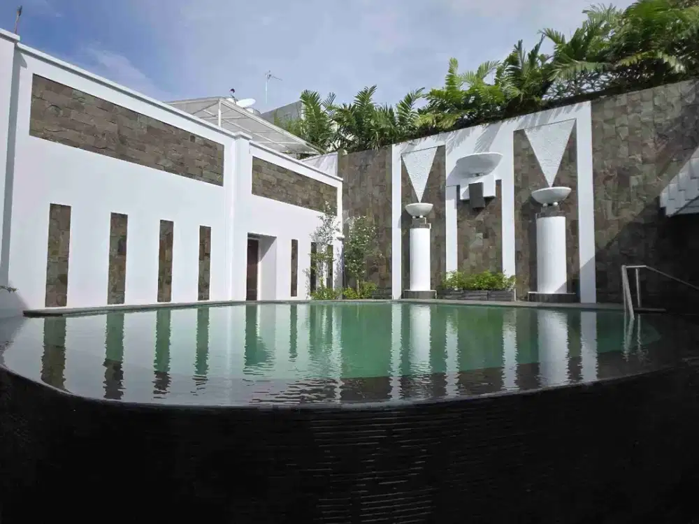 Rumah baru Bagus Menteng lokasi bagus