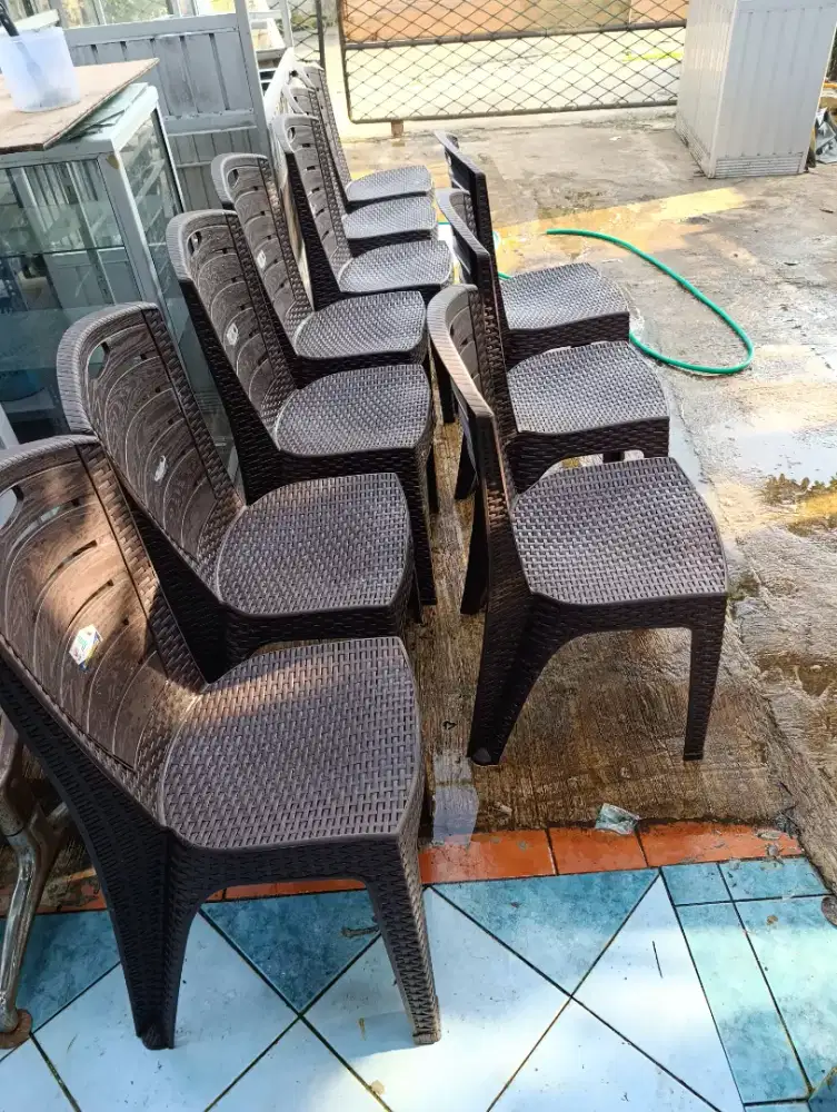 Jual kursi plastik merk OLYMPLAST second, Lok Pamulang, Tangsel