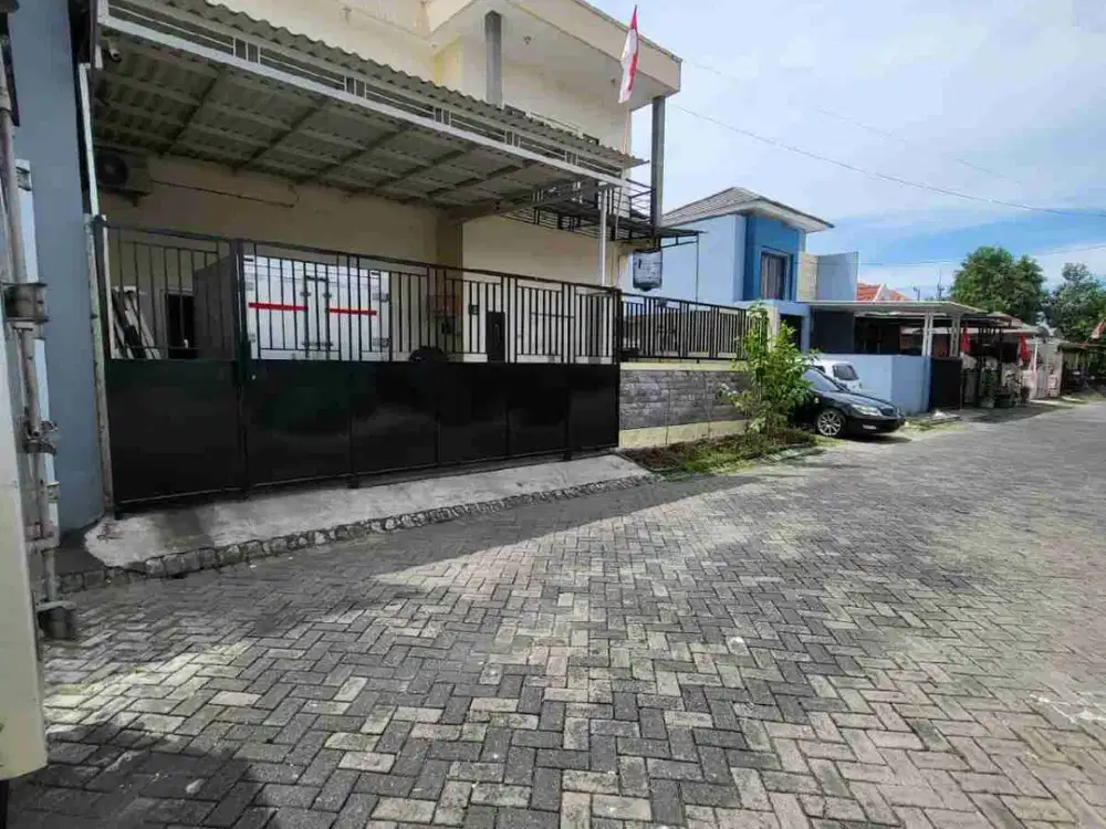 DI JUAL RUMAH
PERUM CITRA SENTOSA BLOK P NO 10
KEL. : LAKARSANTRI
KEC. : LAKARSANTRI
KAB  : SURABAYA