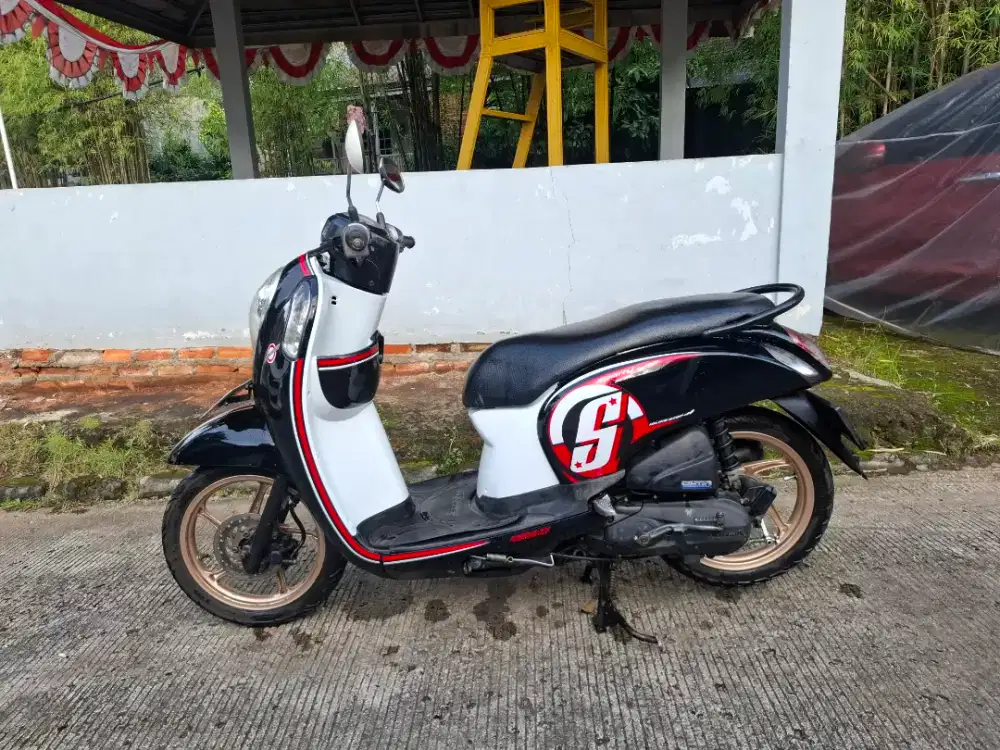 Scoopy 2015 Stater Halus