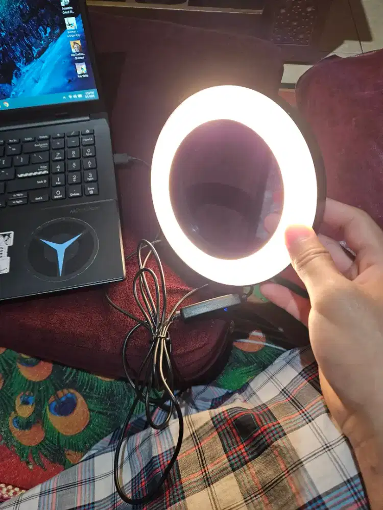 Halo ring light taff studio