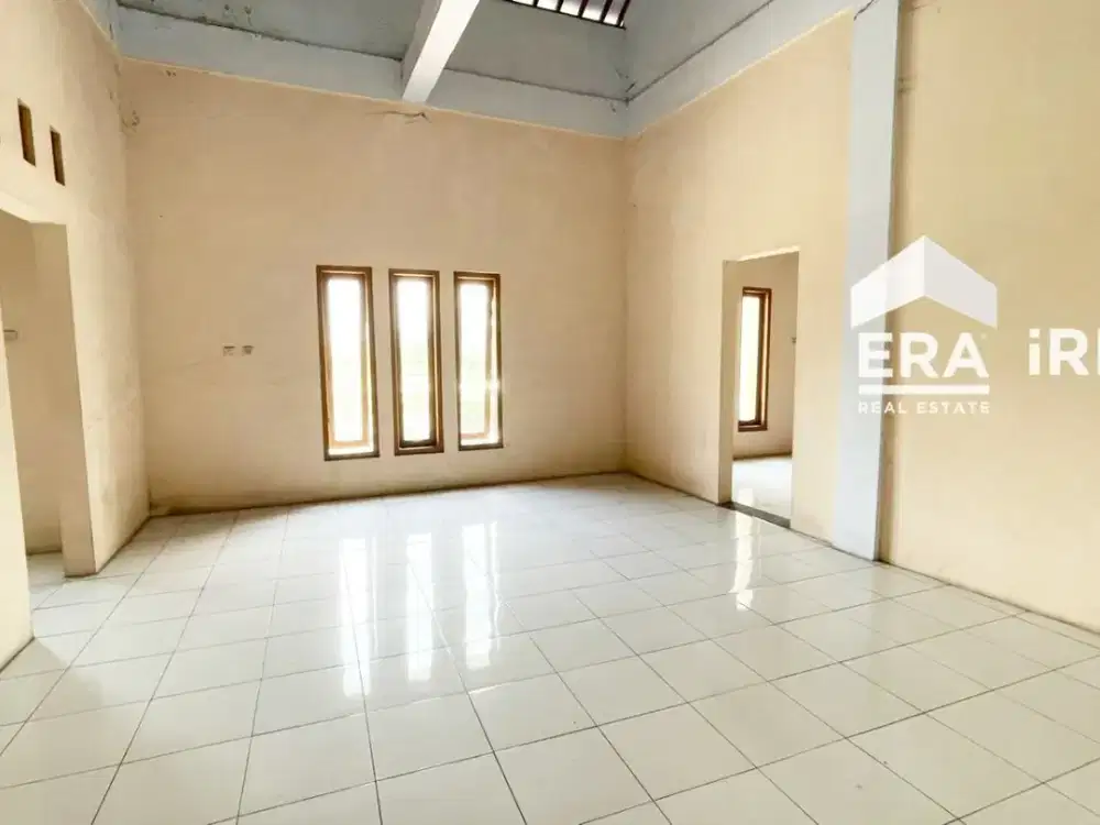 RUANG USAHA DAN RUMAH DIJUAL DI BOYOLALI DEKAT DENGAN PASAR PENGGING