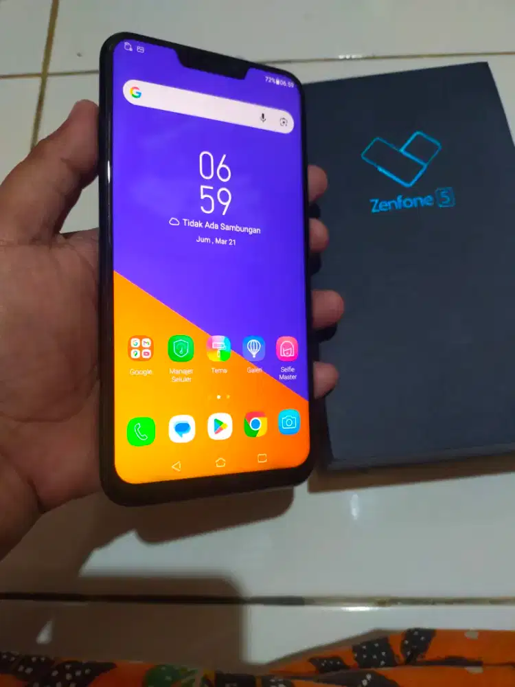 Hp Asus Zenfone 5 4/64,Minus tombol On off sulit ditekan