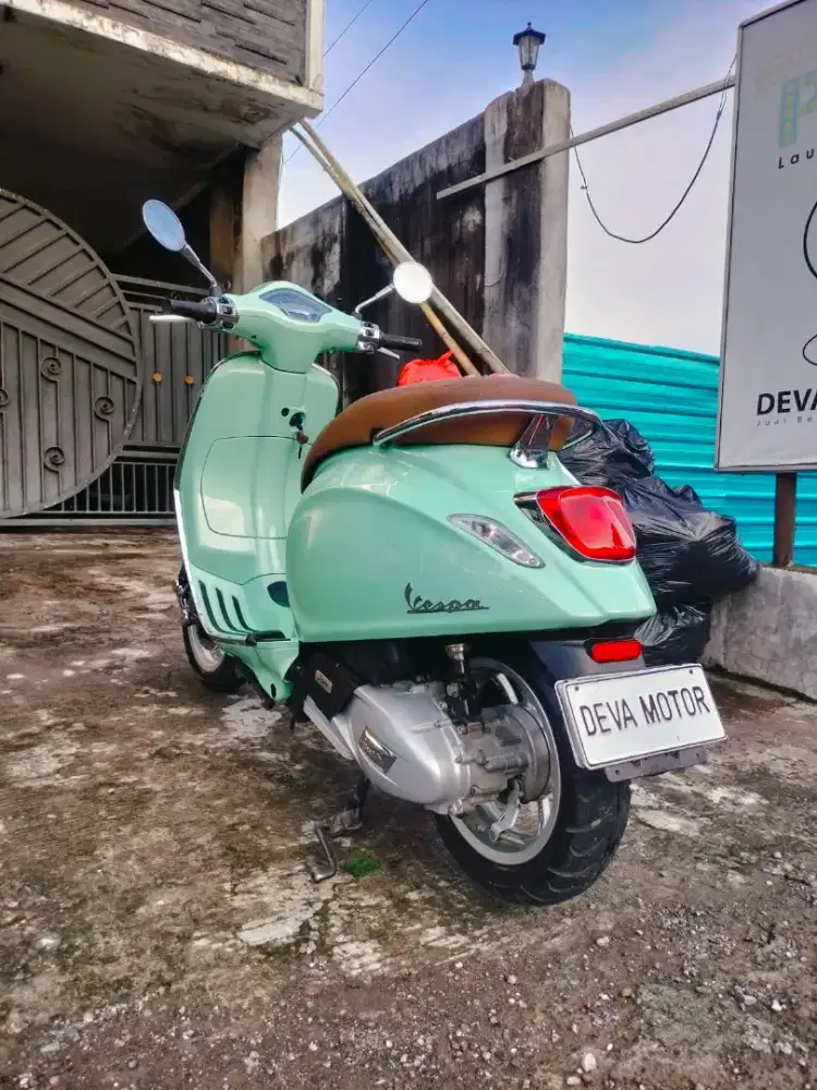 Primavera 2022 hijau Deva motor