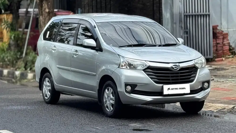 XENIA R 2018 / 2017 Manual Bagus Murah Kredit Bekas Surabaya Istimewa