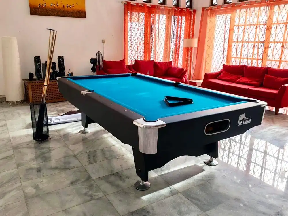 Jual meja billiard 8feet lengkap.