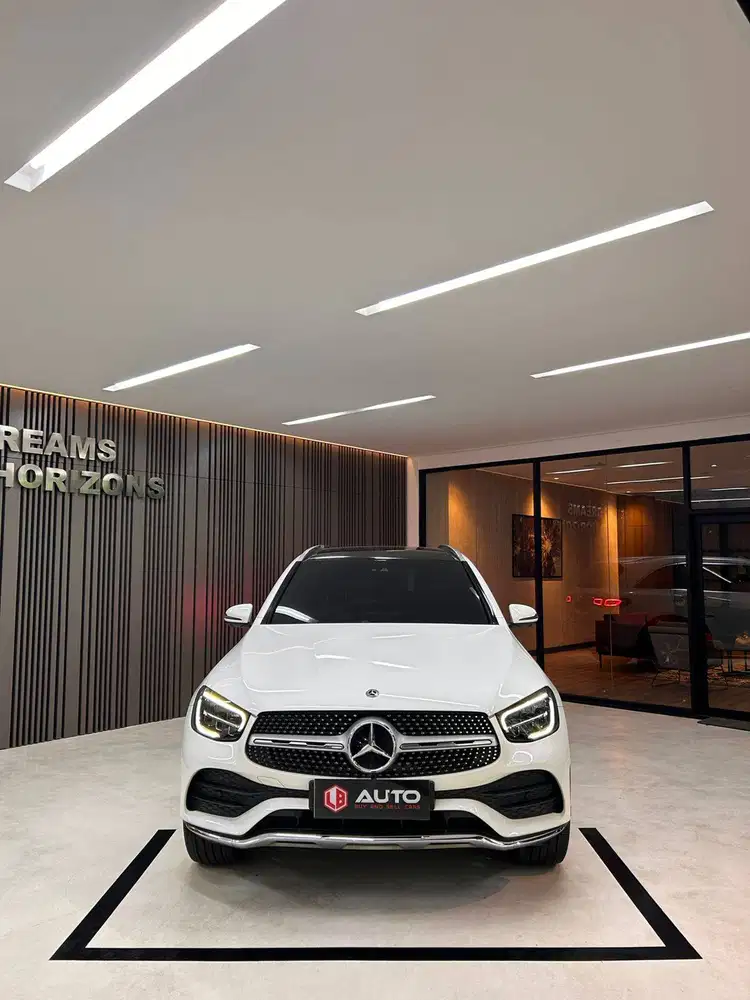 Mercedes Benz GLC 200 GLC200 AMG 2020 Putih Mercy Km45rb B2952RFD