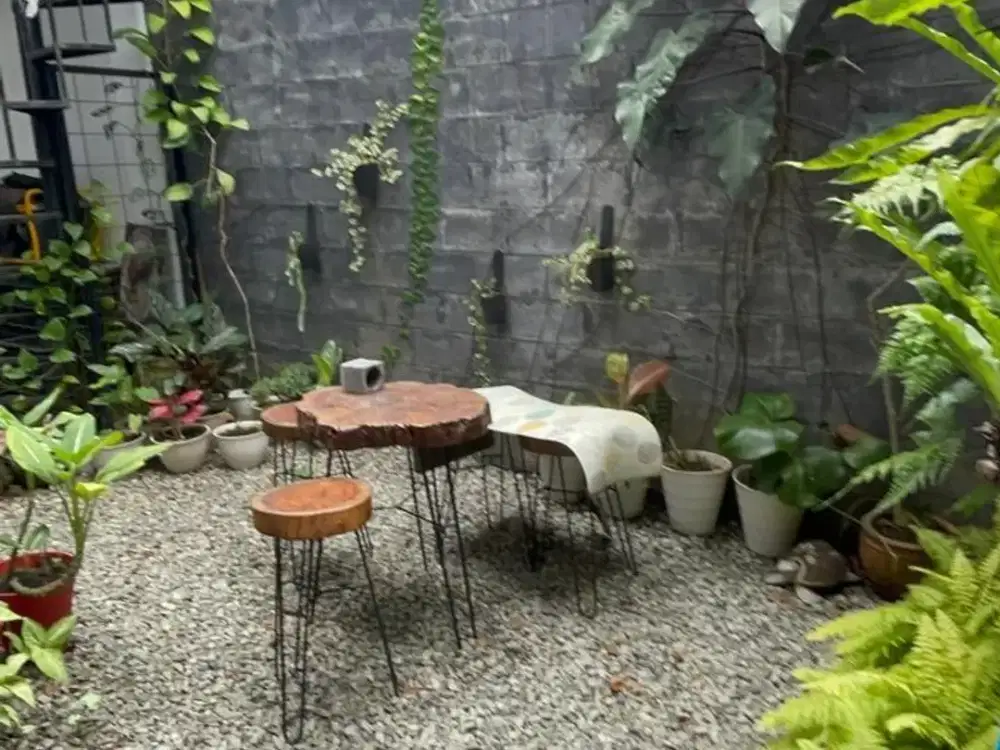 Rumah Mewah 7 Kamar di Tengah Kota Turangga – Turun Harga ke 5,3 M (Nego!)