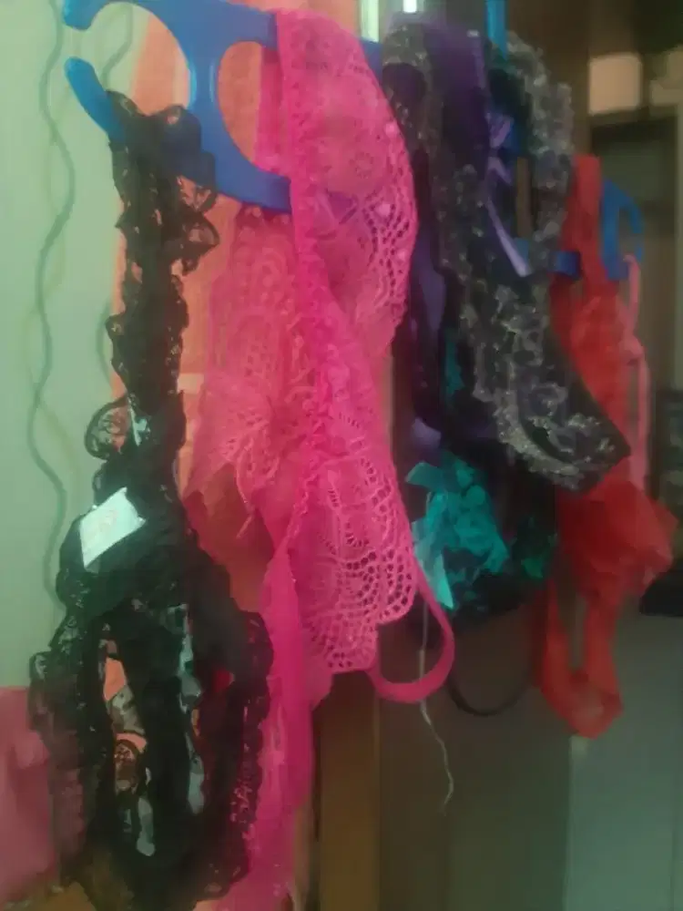 Gstring Celana dalam wanita