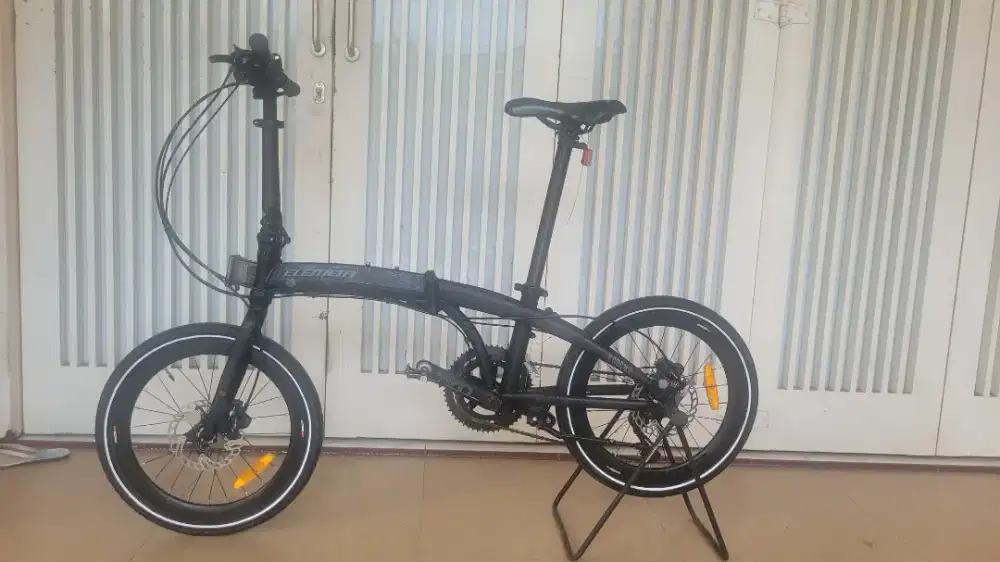 Jual cepat sepeda lipat elemen Ecosmo Z10 black coral