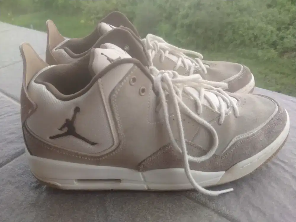 Air Jordan Courtside 23 sz 44