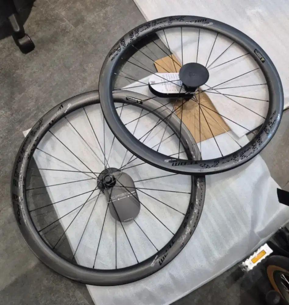 WHEELSET ROADBIKE SUPERTEAM 45MM CX40 DISCBRAKE CARBON BARU