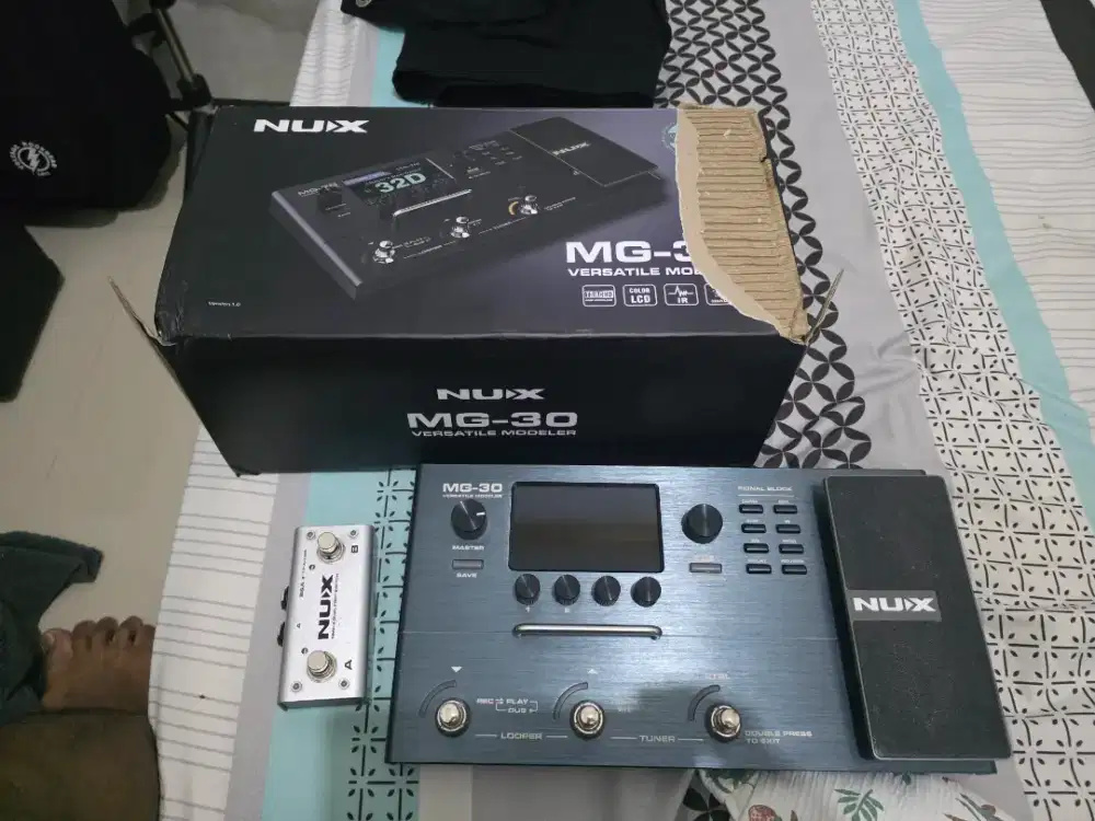 Efek gitar nux mg30 mulus