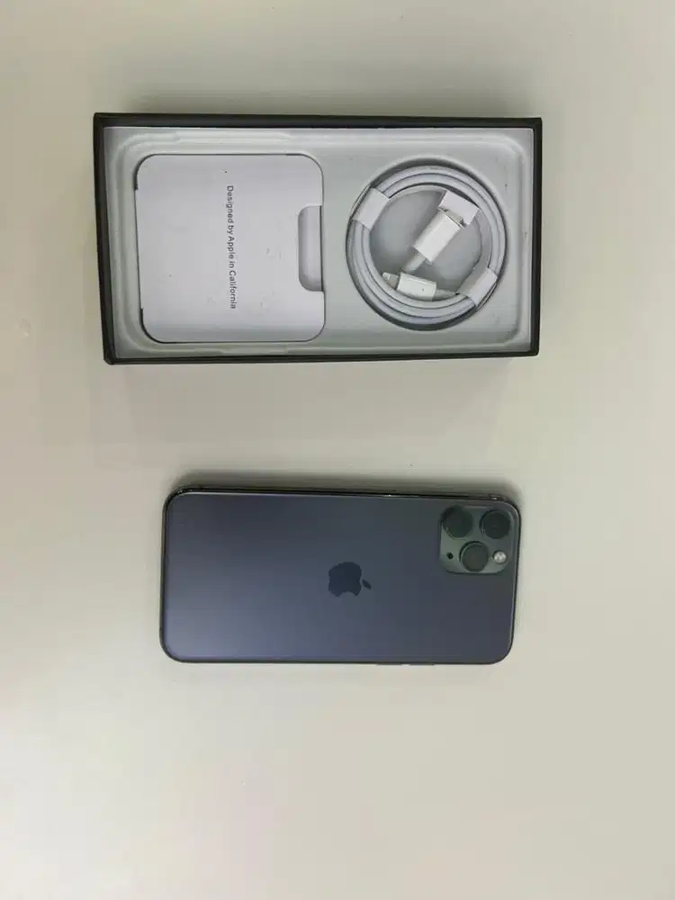 iphone 11 pro 256gb cukup baruuuu