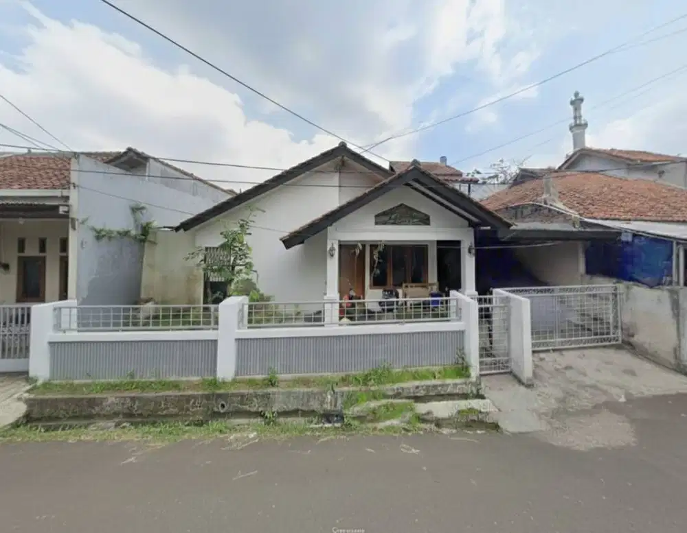 Dijual rumah istimewa (luas tanah 144 m2) - Bandung Timur